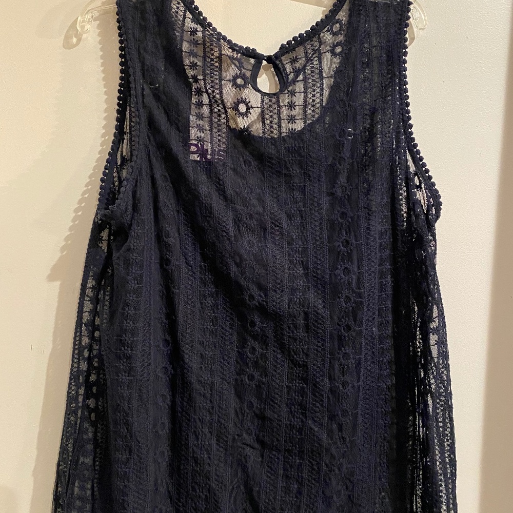 NWT Navy Blue Lace Top with Cami in Plus Size 2X